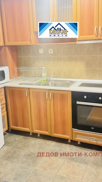 De inchiriat  1 dormitor Stara Zagora , Țentâr , 70 mp | 18229744