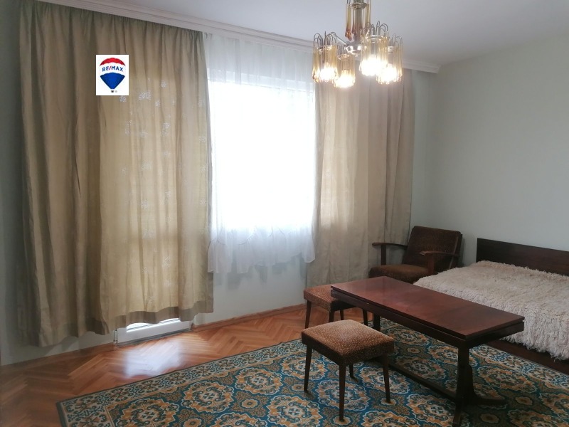 Дава под наем  4-стаен град Пловдив , Център , 140 кв.м | 35905119 - изображение [9]
