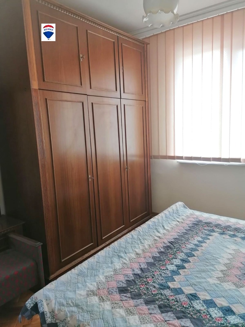 Дава под наем  4-стаен град Пловдив , Център , 140 кв.м | 35905119 - изображение [8]