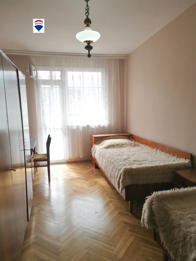 Дава под наем  4-стаен град Пловдив , Център , 140 кв.м | 35905119 - изображение [13]