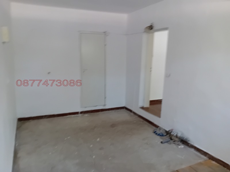 Дава под наем МАГАЗИН, гр. Монтана, Широк център, снимка 10 - Магазини - 52782938