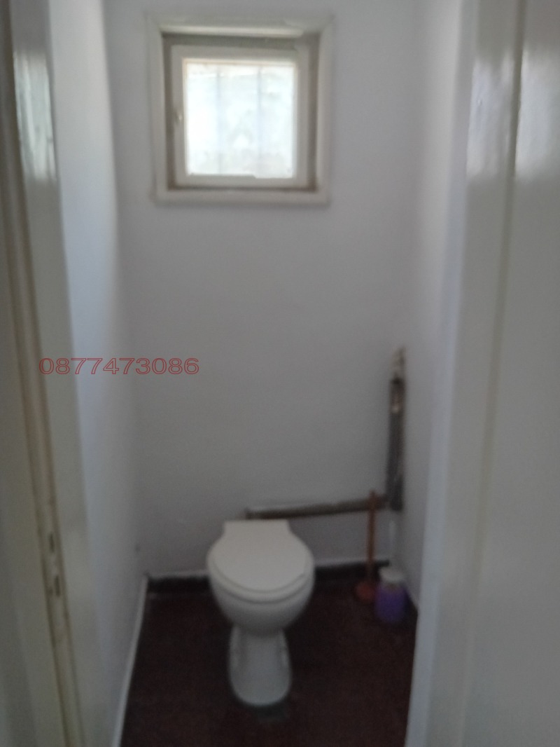 Дава под наем МАГАЗИН, гр. Монтана, Широк център, снимка 9 - Магазини - 52782938