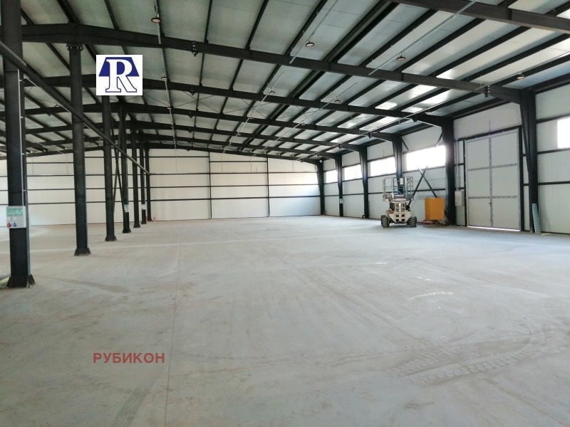 Para alugar  Armazenar Plovdiv , Industrialna zona - Iug , 432 m² | 95341548