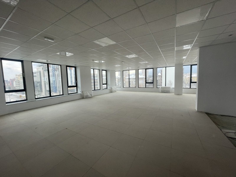 Дава под Наем ОФИС в град София, Център - 335 кв.м / 4 355 € » 8 517.64 лв., ЛАКАСА ИМОТИ