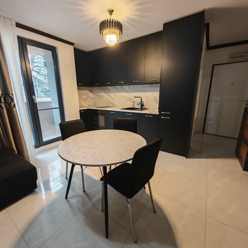 Дава под наем 2-СТАЕН, гр. Варна, м-т Долна Трака, снимка 5 - Апартаменти - 53200583