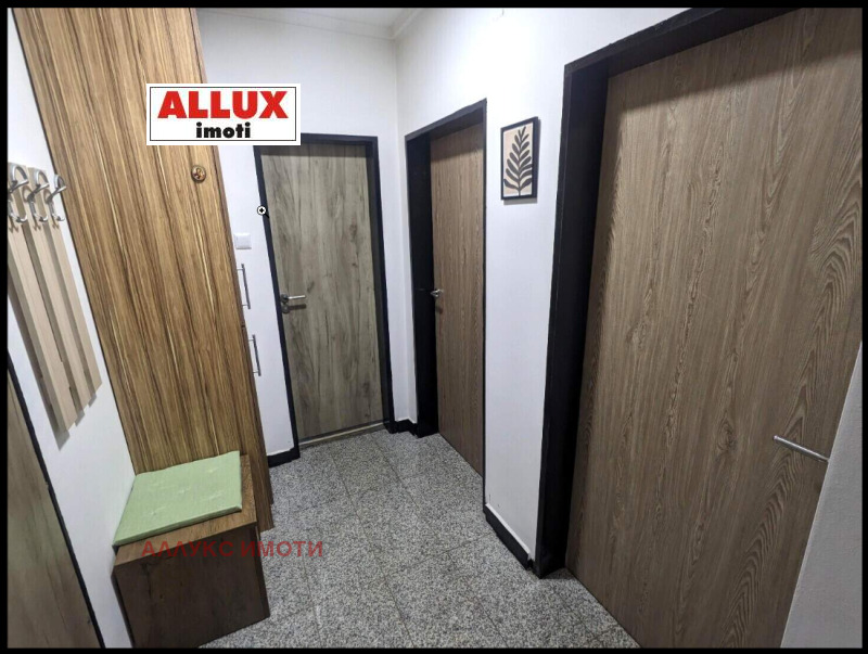 Vuokrattavana  2 makuuhuonetta Ruse , Družba 2 , 70 neliömetriä | 80563076 - kuva [13]