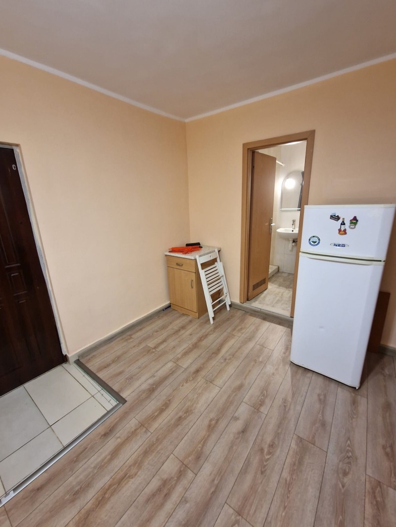 Дава под наем 3-СТАЕН, гр. София, Стрелбище