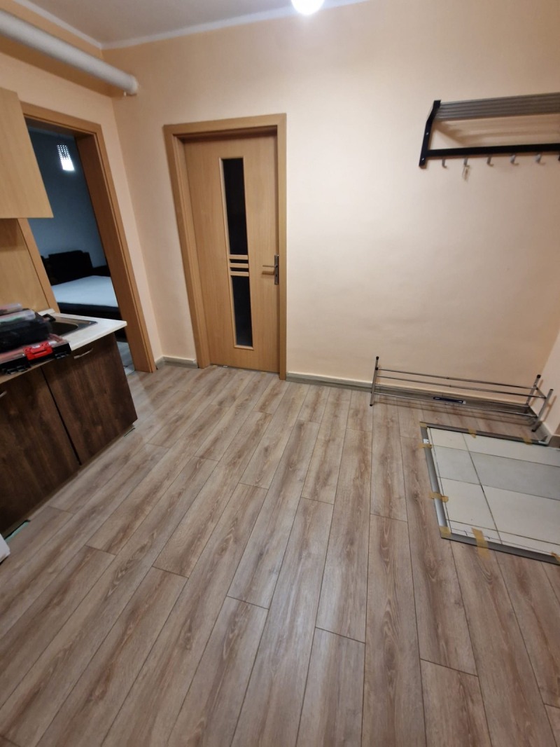 Дава под наем 3-СТАЕН, гр. София, Стрелбище, снимка 4 - Апартаменти - 53178710