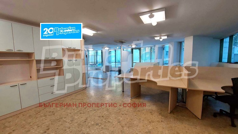 Te huur  Kantoor Sofia , Oborishte , 245 m² | 63952223 - afbeelding [2]