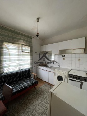 1 chambre Zaharna fabrika, Plovdiv 1