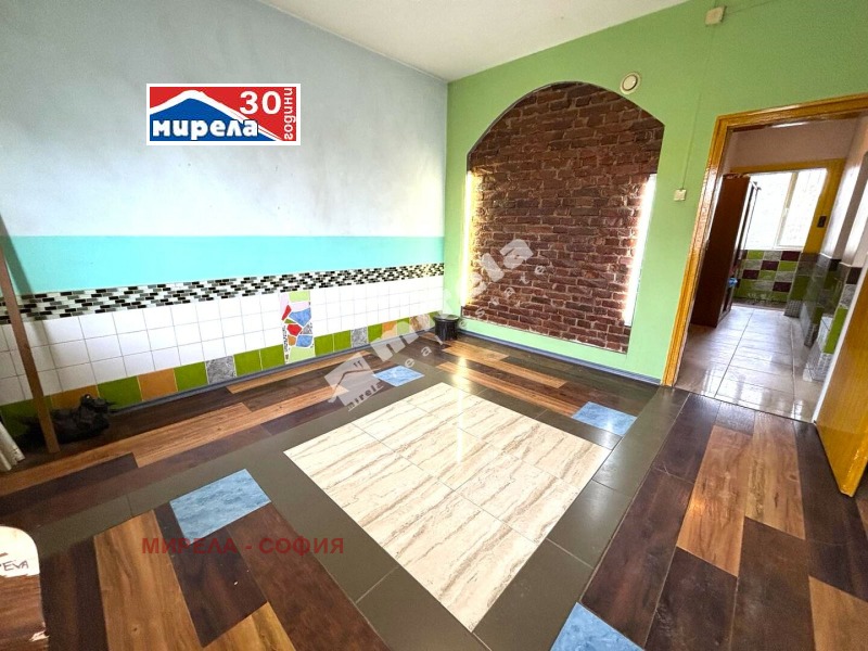 Дава под наем КЪЩА, гр. София, с. Световрачене, снимка 2 - Къщи - 52848343