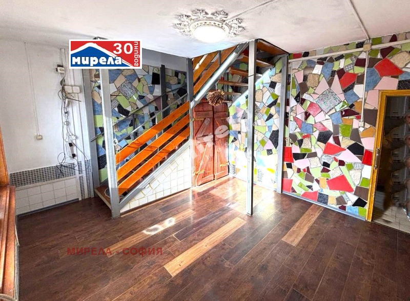 Дава под наем КЪЩА, гр. София, с. Световрачене, снимка 3 - Къщи - 52848343