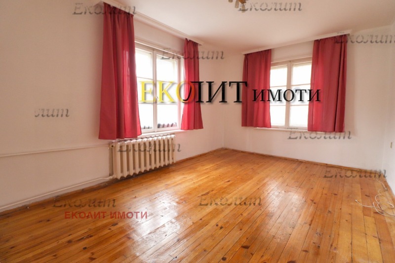 Do wynajęcia  Biuro Sofia , Lozenec , 72 mkw | 80303099