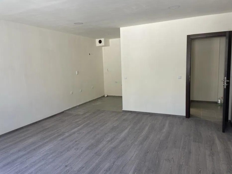 Дава под наем ОФИС, гр. Варна, Център