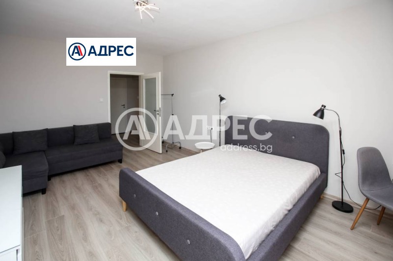 De inchiriat  1 dormitor Sofia , Țentâr , 85 mp | 90310277 - imagine [9]