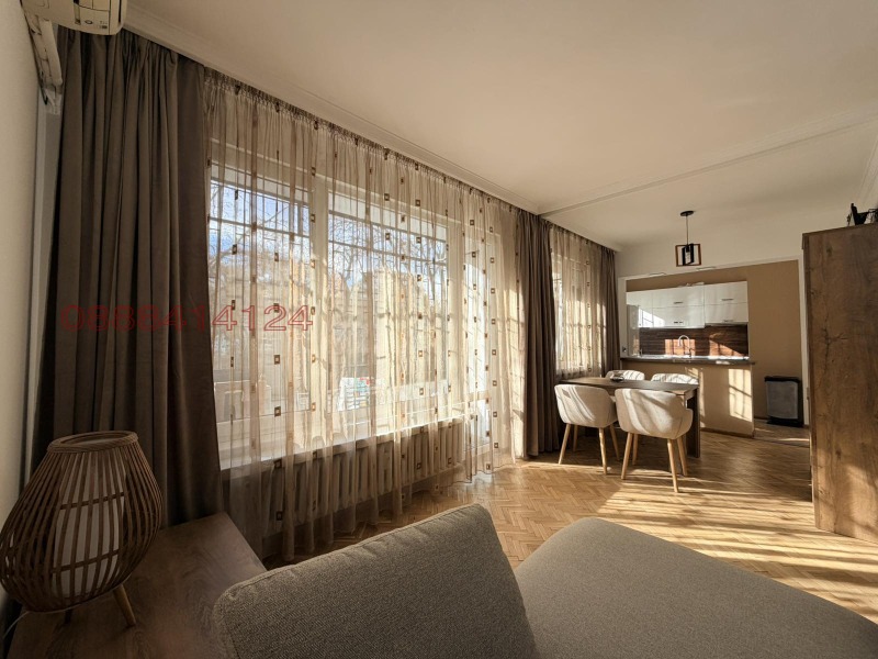 Дава под наем 3-СТАЕН, гр. София, Медицинска академия