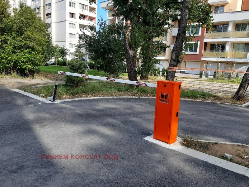 Kiadó  Garázs Sofia , Druzsba 2 , 21 négyzetméter | 49821432 - kép [6]