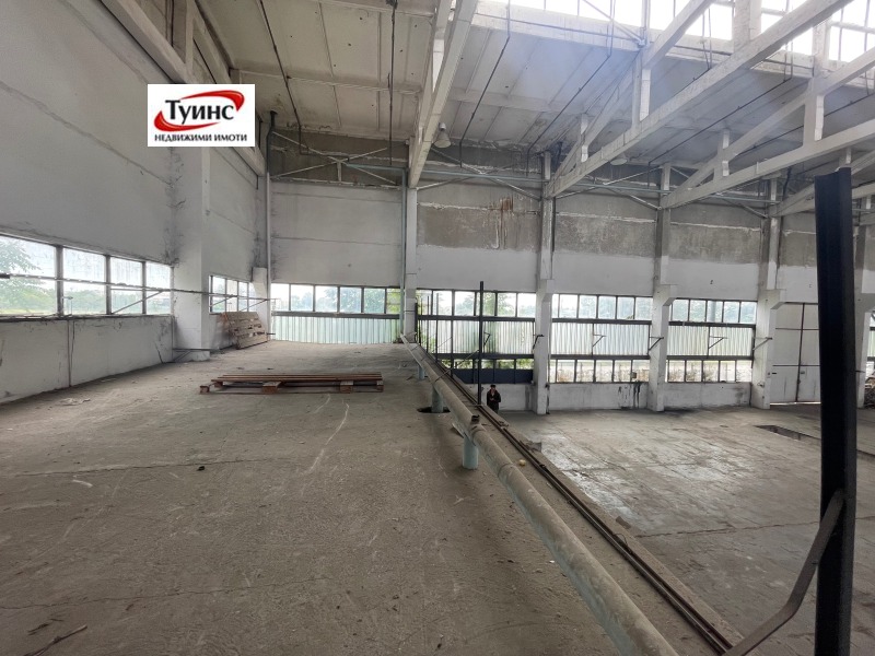 Para alugar  Construção industrial Plovdiv , Industrialna zona - Iug , 1300 m² | 30308754 - imagem [4]