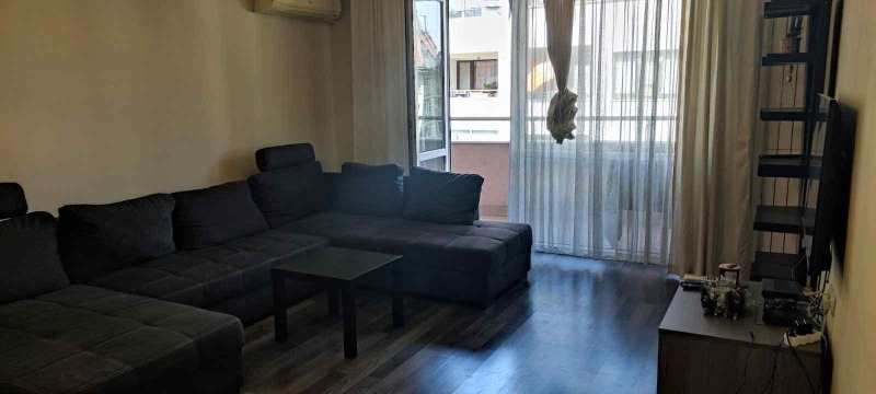 En renta  1 dormitorio Sofia , Jladilnika , 70 metros cuadrados | 35362424