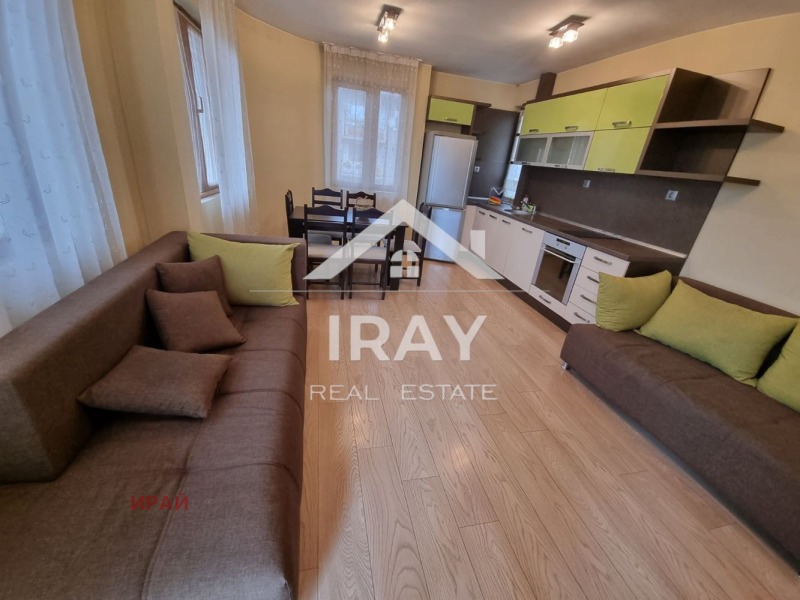 Kiadó  2 hálószobás Stara Zagora , Centar , 85 négyzetméter | 75949784