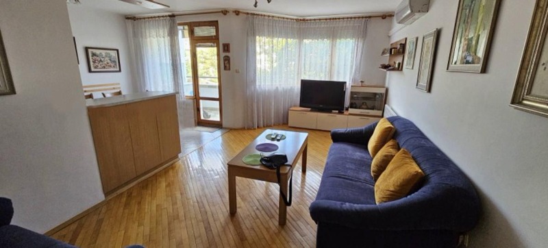 De inchiriat  2 dormitoare Plovdiv , Țentâr , 96 mp | 93821774 - imagine [2]