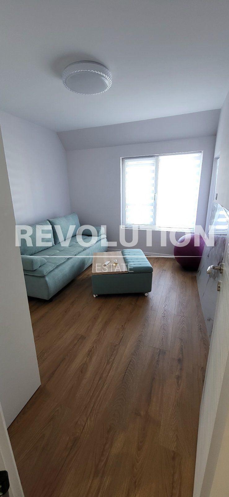 Дава под наем 3-СТАЕН, гр. Варна, Левски 1, снимка 3 - Апартаменти - 52453437