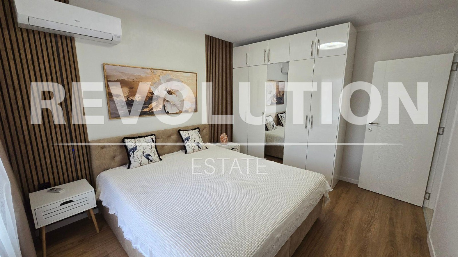 Дава под наем 3-СТАЕН, гр. Варна, Левски 1, снимка 6 - Апартаменти - 52453437