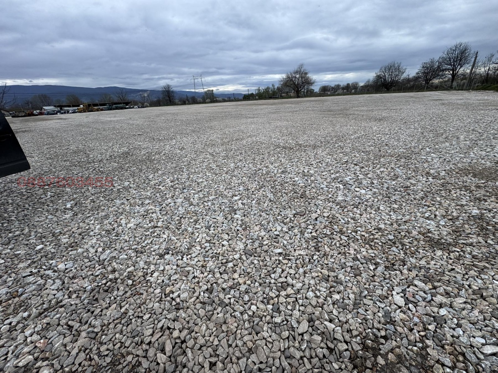 Дава под наем ГАРАЖ, ПАРКОМЯСТО, с. Крумово, област Пловдив, снимка 5 - Гаражи и паркоместа - 54065690