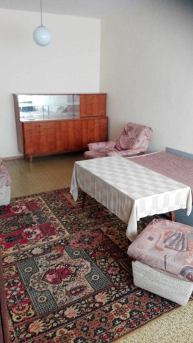 2 slaapkamers Lazur, Burgas 1