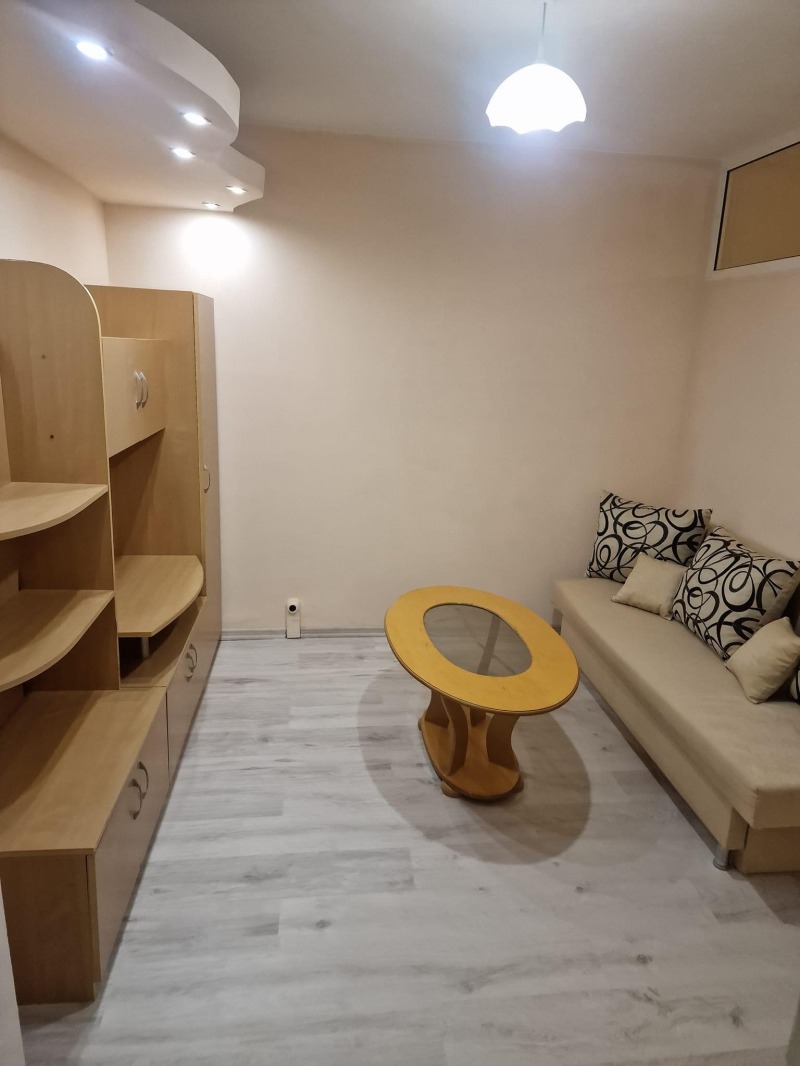 Издаје се  1 спаваћа соба Софија , Лјулин 3 , 50 м2 | 42227759
