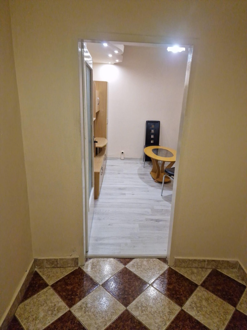 Издаје се  1 спаваћа соба Софија , Лјулин 3 , 50 м2 | 42227759 - слика [8]