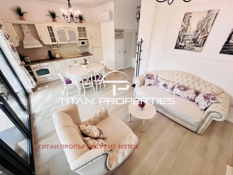 Дава под наем КЪЩА, гр. Бургас, Сарафово