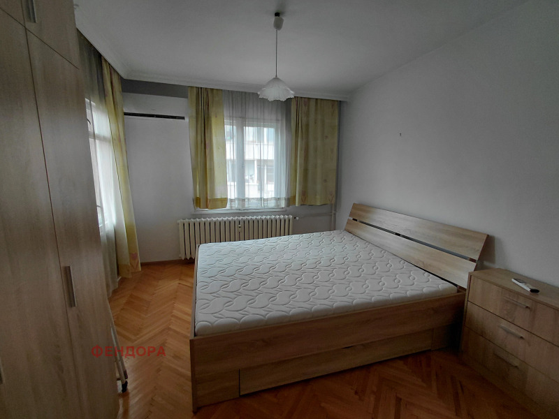 Til leje  1 soveværelse Sofia , Meditsinska akademiya , 70 kvm | 44673675 - billede [3]