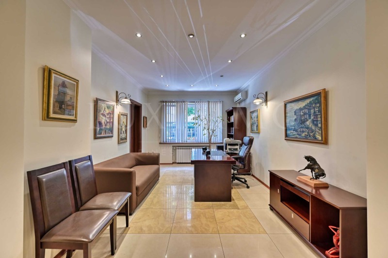 De inchiriat  Birou Sofia , Țentâr , 102 mp | 38948846 - imagine [4]