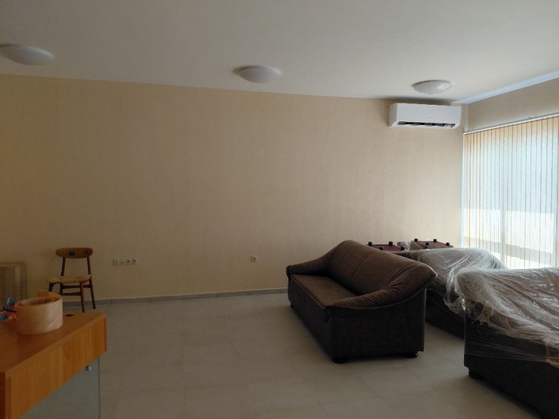Para alugar  Escritório região Plovdiv , Asenovgrad , 76 m² | 65011288 - imagem [3]