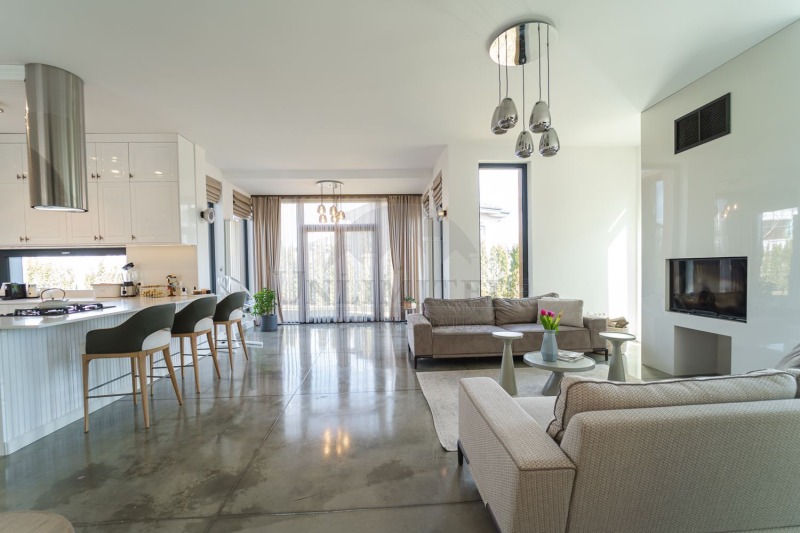 Zu vermieten  Haus Sofia , Dragalewzi , 423 qm | 87363378 - Bild [3]