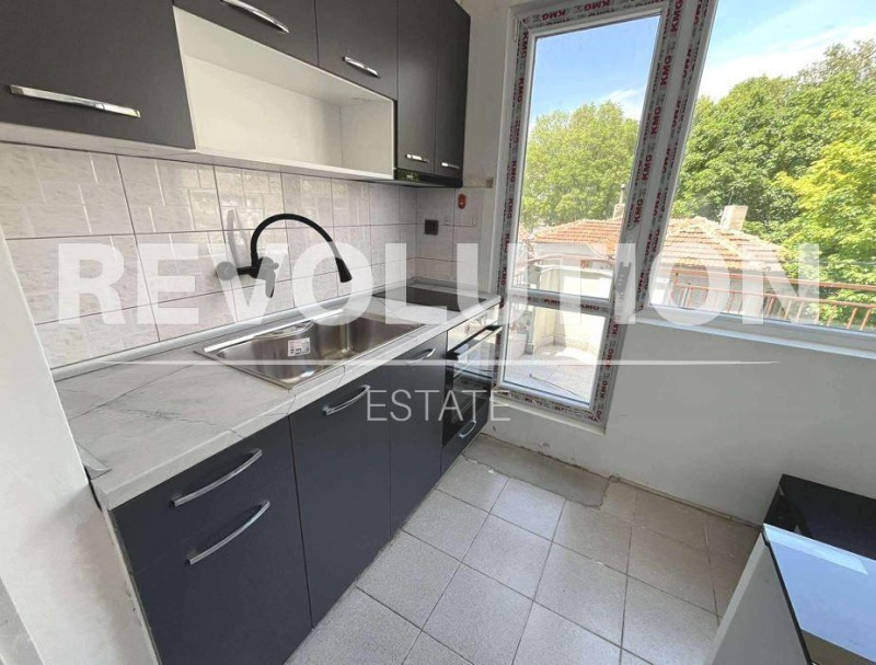 Дава под наем 3-СТАЕН, гр. Варна, Колхозен пазар, снимка 4 - Апартаменти - 52387589