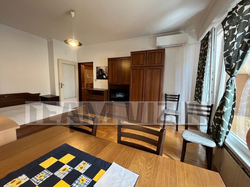 Te huur  Studio Sofia , Mladost 3 , 50 m² | 38041435 - afbeelding [11]