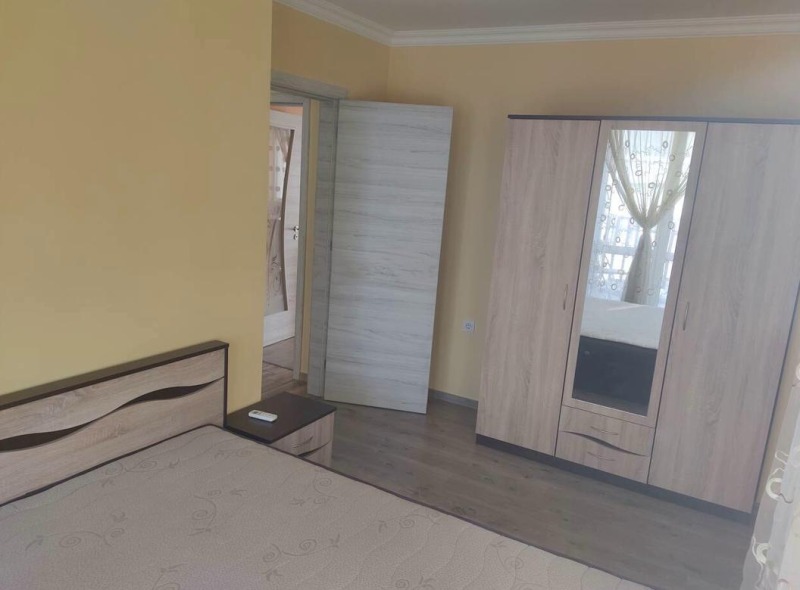 Zu vermieten  2 Schlafzimmer Plowdiw , Kjutschuk Parisch , 100 qm | 18113612 - Bild [3]