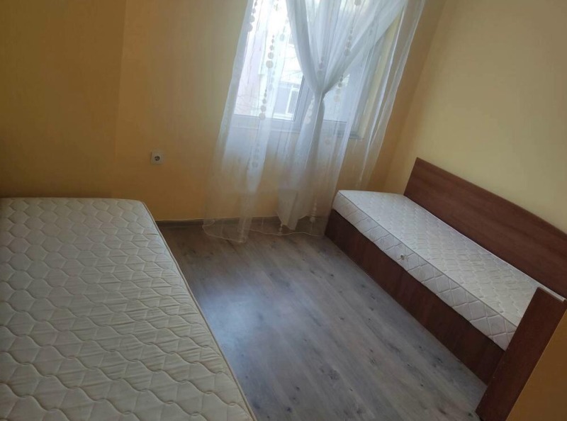 Zu vermieten  2 Schlafzimmer Plowdiw , Kjutschuk Parisch , 100 qm | 18113612 - Bild [4]