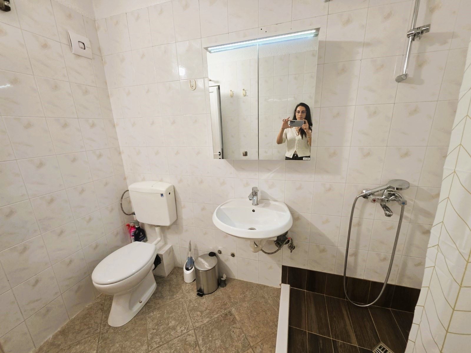 Дава под наем 3-СТАЕН, гр. София, Бъкстон, снимка 13 - Апартаменти - 56739300