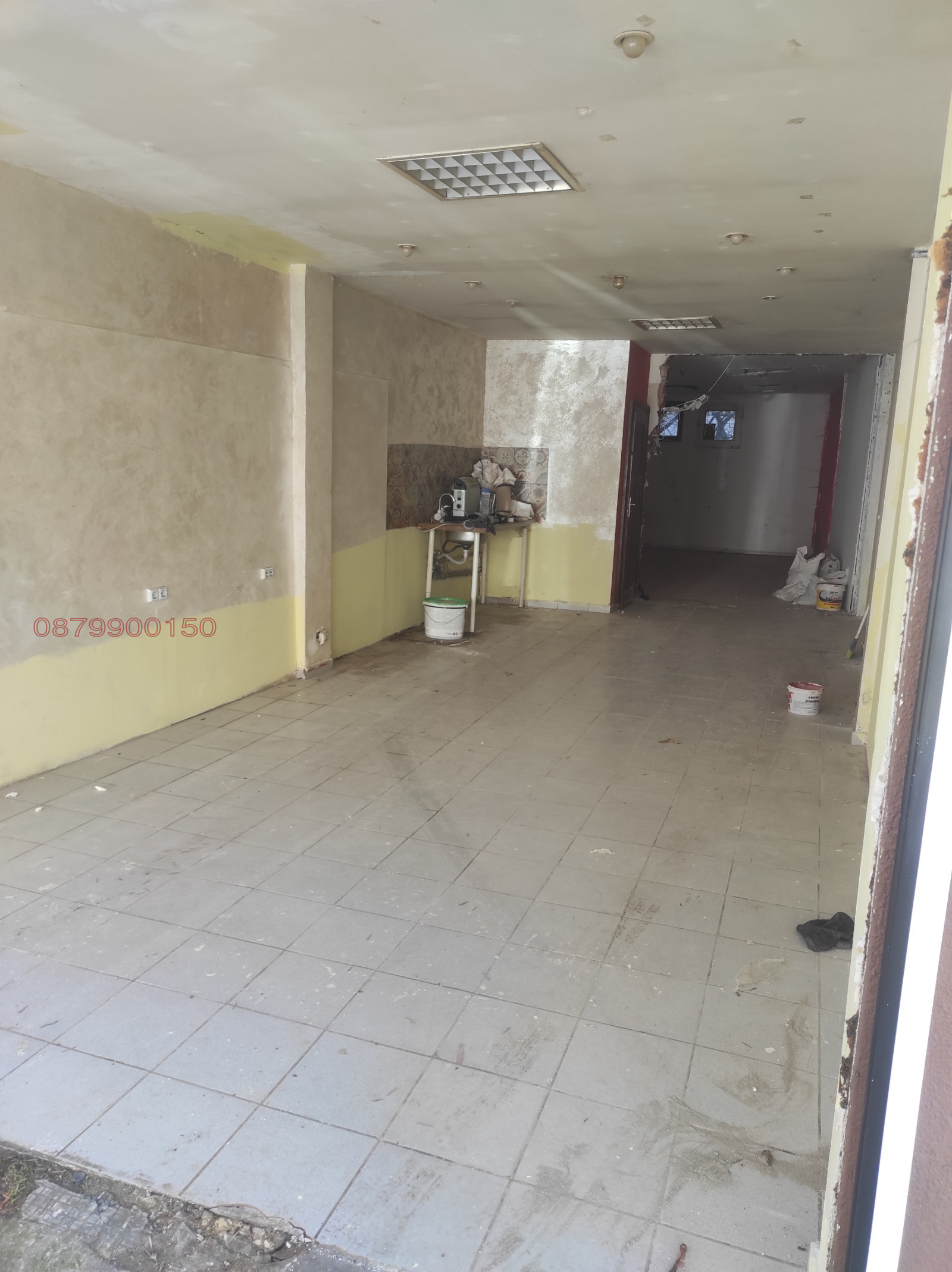 Дава под наем ГАРАЖ, ПАРКОМЯСТО, гр. София, Зона Б-19, снимка 3 - Гаражи и паркоместа - 53744977