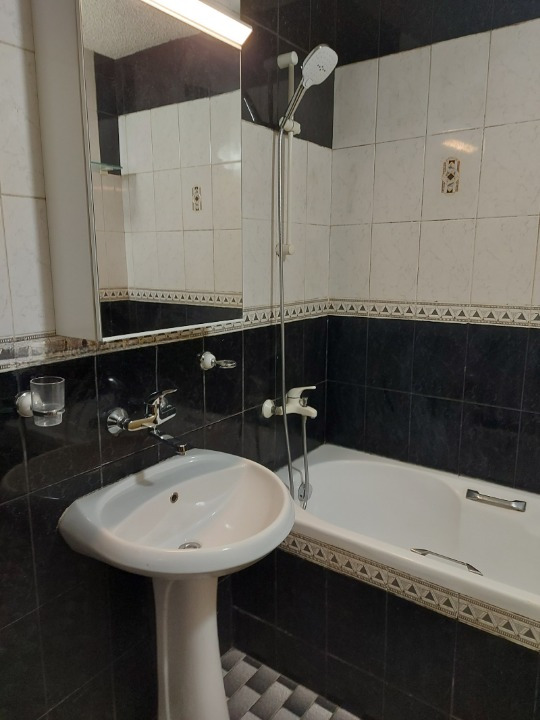 Дава под наем 4-СТАЕН, гр. София, Подуяне, снимка 10 - Апартаменти - 52803206