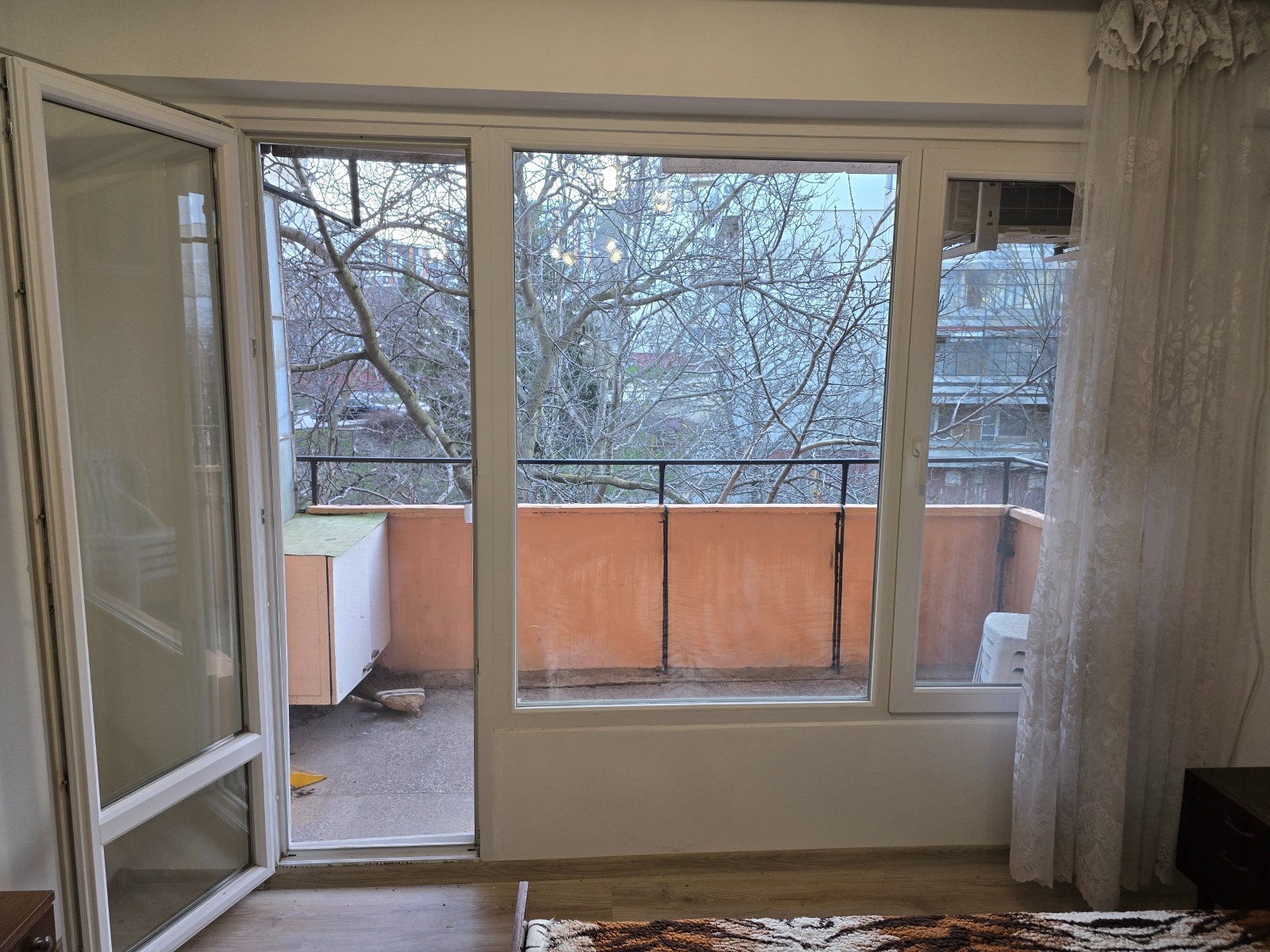 Дава под наем 2-СТАЕН, гр. Шумен, Боян Българанов 1, снимка 10 - Апартаменти - 53881122