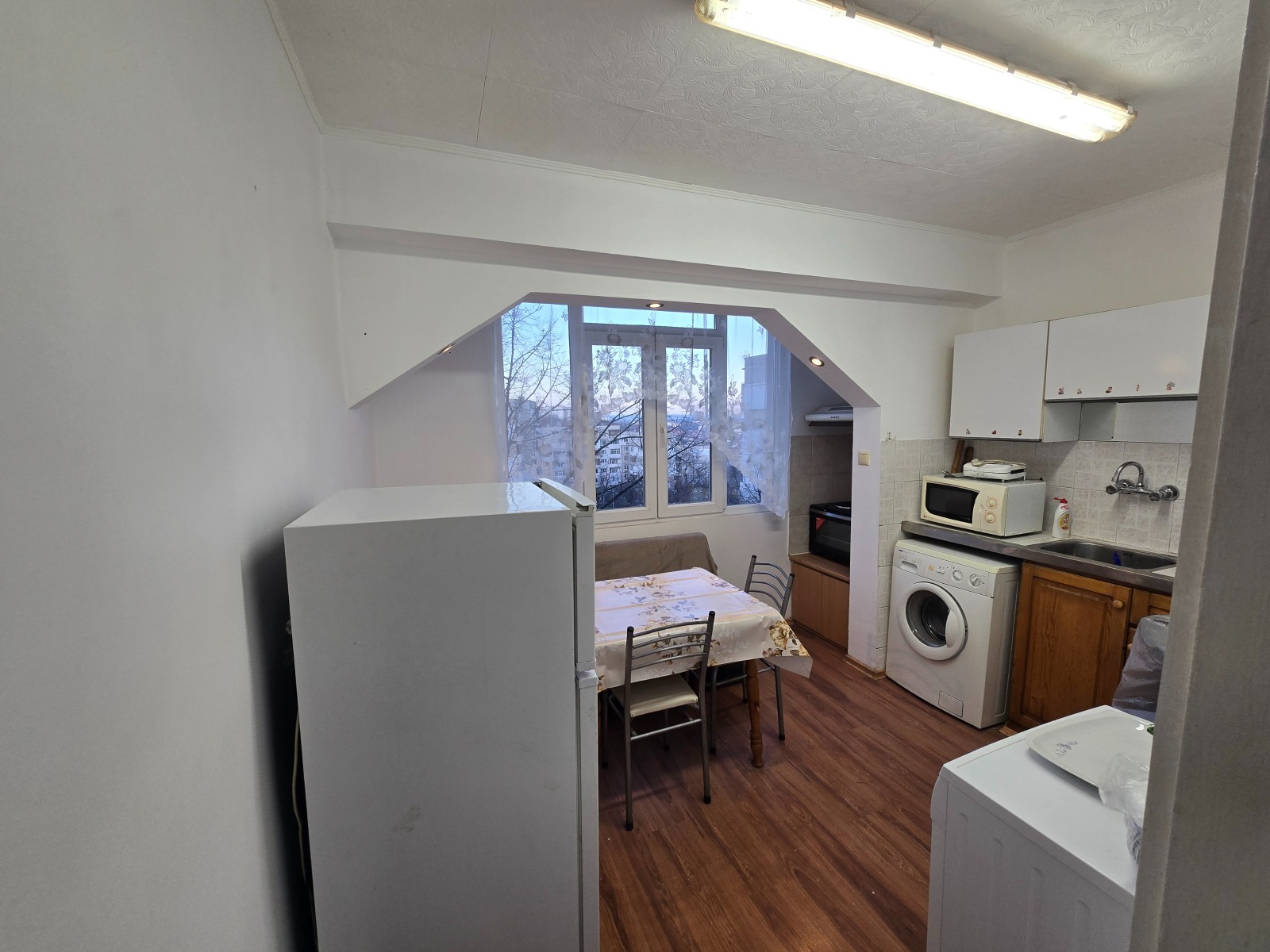 Дава под наем 2-СТАЕН, гр. Шумен, Боян Българанов 1, снимка 5 - Апартаменти - 53881122