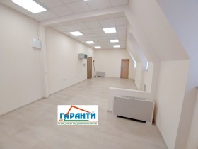 Bureau Tsentar, Plovdiv 4