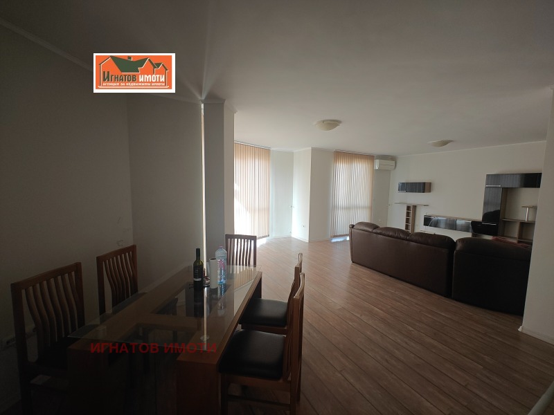 Para alugar  1 quarto Pazardjik , Idealen centar , 90 m² | 60816551