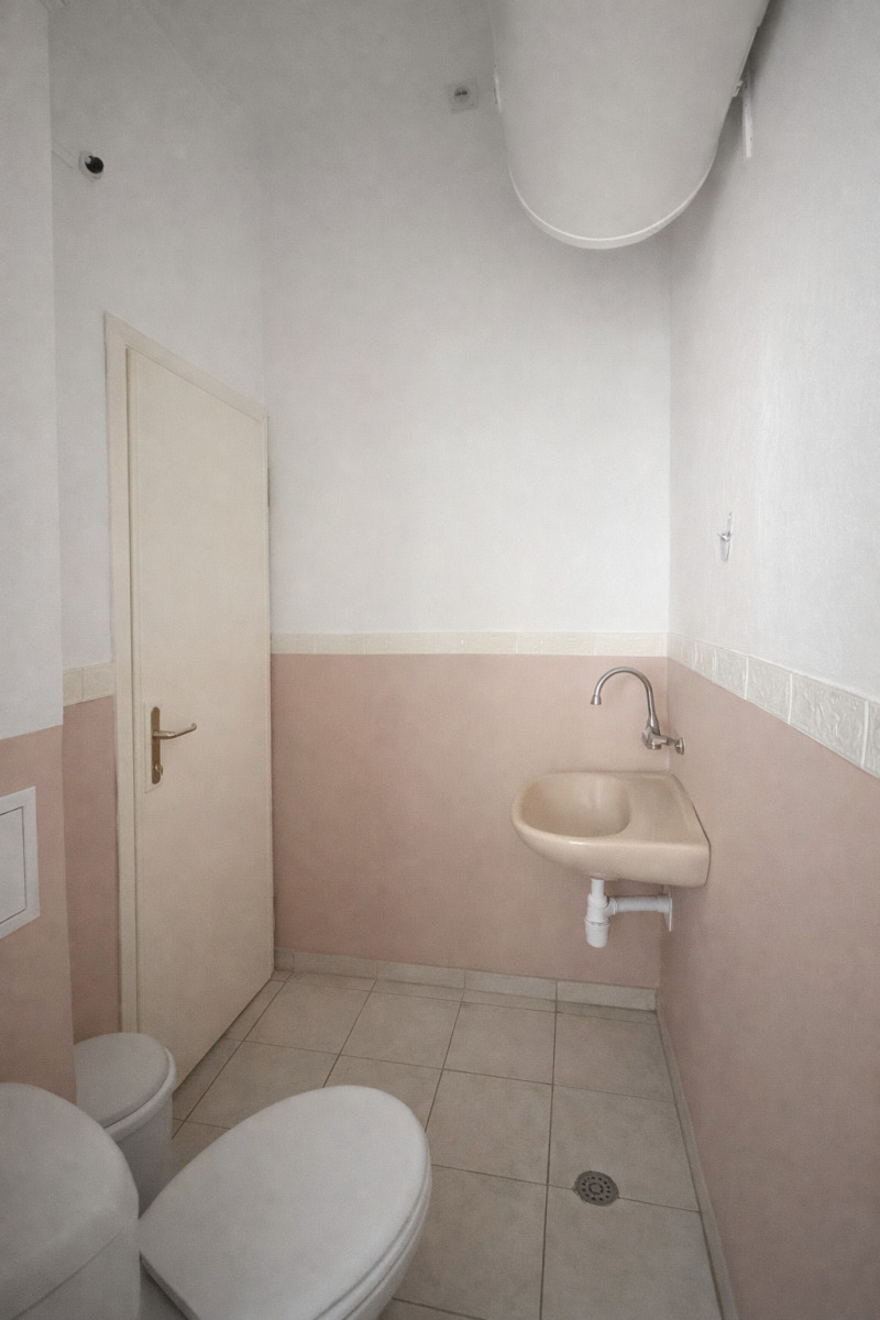 Дава под наем ОФИС, гр. Бургас, Възраждане, снимка 5 - Офиси - 53098166