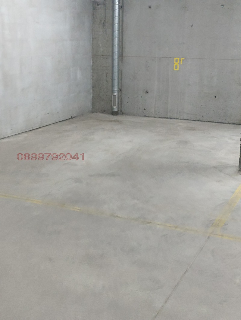 Дава под наем ГАРАЖ, ПАРКОМЯСТО, гр. Русе, Дружба 1