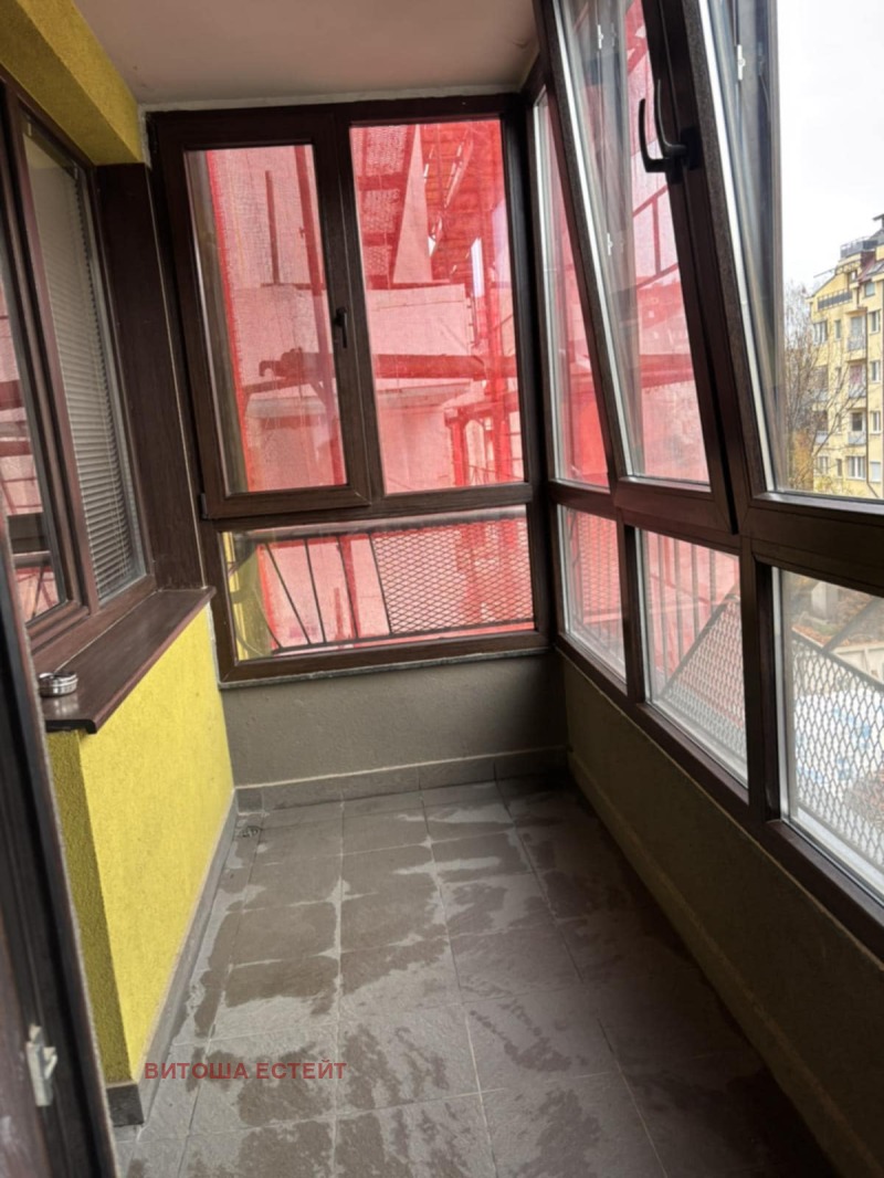 Дава под наем 4-СТАЕН, гр. София, Стрелбище, снимка 13 - Апартаменти - 52542574